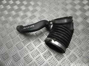 BMW 1-300-452 / 1300452 7 (G11, G12) 2016 Prise d'air / Conduit d'air d'admission