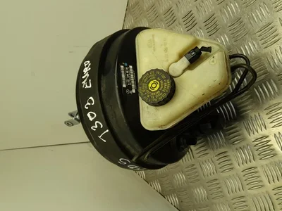 Mercedes-Benz A2214300030 S-CLASS (W221) 2006 Maître-cylindre de frein - Image 1