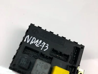 Fiat 46412170 PUNTO (176_) 1997 Saugiklių dėžė - Nuotrauka 1