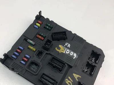 Citroën 9657999380; S118085300N / 9657999380, S118085300N C3 I (FC_) 2005 Boîte à fusibles - Image 1
