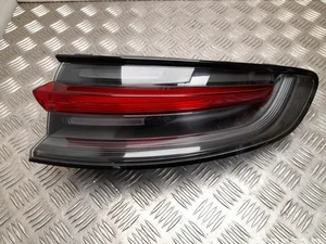 Porsche 95B 945 092 / 95B945092 MACAN (95B) 2021 Feu arrière
