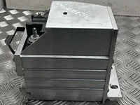 Audi 8W0915172B, 8W0915431 A5 Sportback (F5A) 2017 Batterie