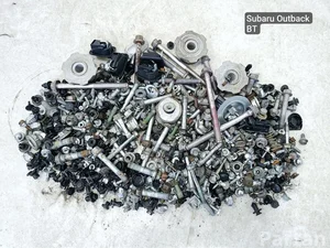 Subaru OUTBACK (BT) 2020 Boulon complect