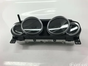 Mazda TD1155430 6 Hatchback (GH) 2009 Tableau de bord