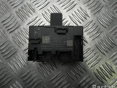 Škoda 5Q4 959 392 E, 5Q4 959 392 B / 5Q4959392E, 5Q4959392B OCTAVIA III (5E3) 2015 Valdymo blokas durų kairė priekis - Nuotrauka 1