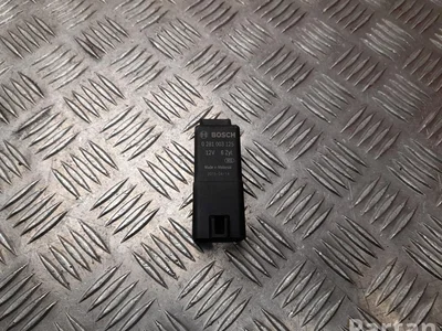 Audi 4M0 907 282 A / 4M0907282A Q7 (4M) 2015 Relais - Image 1