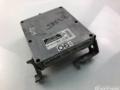 Toyota 89661-52061 / 8966152061 YARIS (_P1_) 2000 Unité de contrôle moteur - Image 1