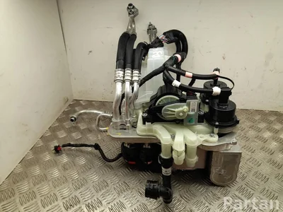 Tesla 1648071-00-A, 1669038-00-A, 1549902-00-C, 1613703-00-B / 164807100A, 166903800A, 154990200C, 161370300B Model Y 2025 Depósito compensación, refrigerante - Imagen 1