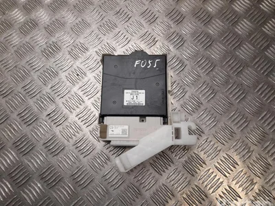 Toyota 82730-47510, 89221-47280 / 8273047510, 8922147280 PRIUS (_W3_) 2012 Boîte à fusibles - Image 1