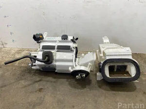 Aston Martin 443210-3763, 117200-2654 / 4432103763, 1172002654 Vantage Coupe 2009 Corps de soufflante