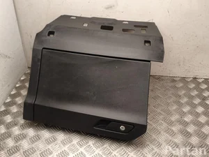 Audi 83B857035B Q3 Sportback (F3N) 2024 Boîte à gants