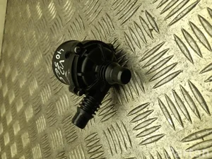 Mercedes-Benz A0005006300 VITO Nadwozie pełne (W447) 2025 Dodatkowa pompa wody