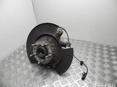 Tesla 85D MODEL S 2015 Logement de roulement de roue Left Rear - Image 1