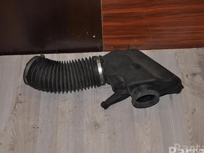 Chrysler 04861731AB ; 04861732AB / 04861731AB, 04861732AB Town & Country 2012 Prise d'air / Conduit d'air d'admission - Image 1