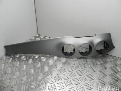 Mercedes-Benz A 117 680 06 71 / A1176800671 CLA Coupe (C117) 2014 Cadre - Image 1