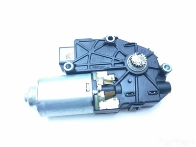 Jaguar 8X23-F53508-AA / 8X23F53508AA XF (X250) 2011 Moteur de toit coulissant - Image 1