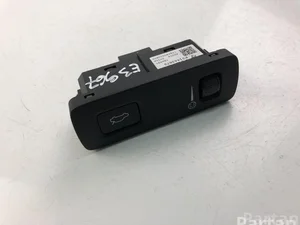 Volvo P31443873 XC60 II (246) 2019 Bouton du coffre à bagages