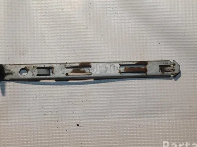 Volvo 8657181 XC90 I 2008 fixation pour phare - Image 1