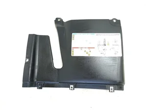 Maserati 068266100 GRAN TURISMO 2008 Couvert de moteur