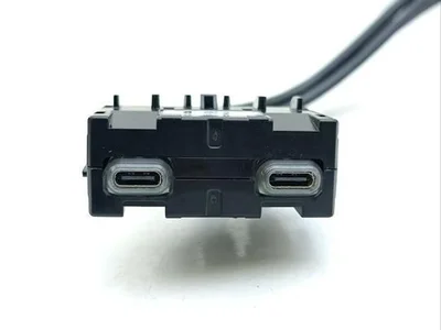 Mercedes-Benz A2978200901 EQS (V297) 2022 Périphérique d'entrée USB - Image 1