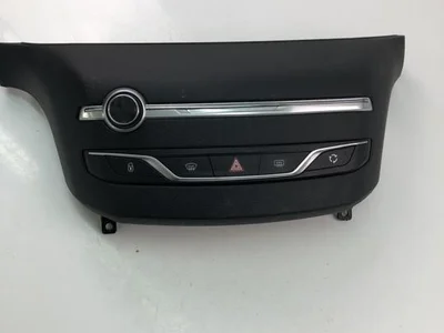 Peugeot 96777660ZD 308 II 2016 Multiple switch - Image 1