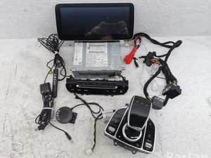 Mercedes-Benz A2059003720, A2059004819, / A2059003720, A2059004819 C-CLASS (W205) 2016 Radio / lecteur CD
