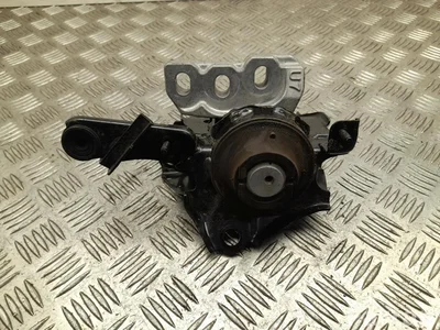 Toyota Yaris Cross XP210 2025 Zawieszenie silnika - Zdjęcie 1