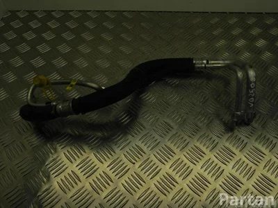 Tesla 1625910-00-D / 162591000D Model Y 2022 Climatisation, Tuyaux / Tubes - Image 1