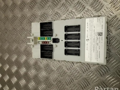 BMW 6825531 2 Active Tourer (F45) 2016 Unité de commande de carrosserie BCM FEM SAM BSI - Image 1