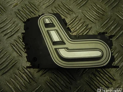 Mercedes-Benz A 167 905 22 01 / A1679052201 GLE (W167) (2019 ...) 2019 Interrupteur à mémoire pour le réglage du siège - Image 1