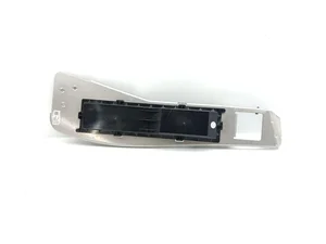 Chevrolet 84734245, 421251063, 7410100000000X Corvette (C8) 2021 Amplificateur d'antenne