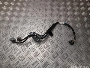 Mazda DN4J-67K20A, DN4J-67P21 / DN4J67K20A, DN4J67P21 MX-30 DR 2022 Fils du compartiment moteur