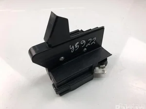 Dacia 825022281RF LOGAN II 2017 Serrure de porte