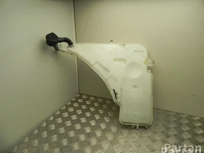 BMW 7241671 2 Convertible (F23) 2016 Réservoir d'eau de nettoyage - Image 1