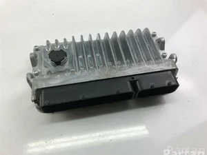 Toyota 89661-0U120 / 896610U120 YARIS (_P13_) 2015 Unités de contrôle