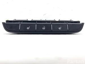 Kia 93315-J7010, 93315J7010 / 93315J7010, 93315J7010 CEE'D (CD) 2020 Выключатель обогрева сиденья