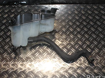 Volvo 6G918K218 XC60 2010 Vase d'expansion du liquide de refroidissement - Image 1