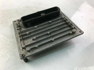 Volvo S122185001B; 30684722A / S122185001B, 30684722A 8500 2002 Unidad de control del motor