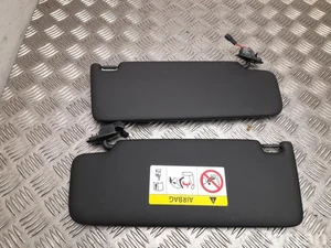 Audi 8W0 857 552, 8W0 857 551 / 8W0857552, 8W0857551 A4 Avant (8W5, B9) 2021 Panneau solaire complect