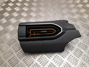 Dacia 687604417R, 683101670R, 683109278R Sandero III (DJF/BJI cross) 2022 Évent Right Front