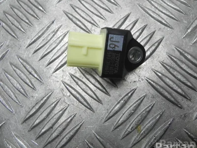 Toyota 89831-F4010 / 89831F4010 C-HR (_X1_) 2019 Capteur d'impact (systèmes d'airbag) - Image 1