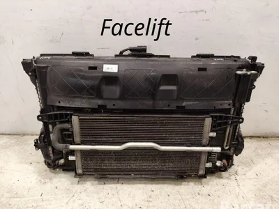 Porsche 970.106.032.15, 970.106.061.06, 970.624.037.03 / 97010603215, 97010606106, 97062403703 PANAMERA (970) 2015 Radiateur complect - Image 1