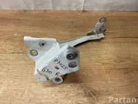 BMW 7349618 5 (G30) 2021 Halter für Kotflügel rechts
