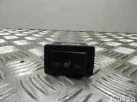 Mazda GS1E66420 6 Estate (GH) 2009 Interrupteur de chauffage de siège