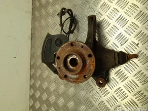 Opel 014 Vivaro C 2021 Logement de roulement de roue Left Front