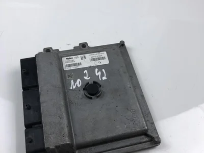 Renault 237104789R; 237102706R / 237104789R, 237102706R CLIO IV (BH_) 2016 Control unit for engine - Image 1