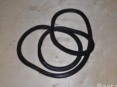 Škoda 3V5867367B SUPERB III (3V3) 2021 Joint d'étanchéité de porte Left Rear - Image 1