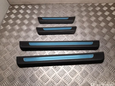 Audi 4M0853374A, 4M0853373A, 4M0853375A, 4M0853376A Q7 (4M) 2018 Bordure de seuil de porte - Image 1