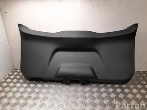 Fiat 735759331, 735759332, 735759333, 735781163 600e / 600 (365_, 364_) 2025 Trim panel for hatch gate Lower