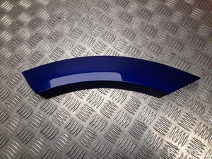 Audi 4KE 853 025 G, 4KE 854 819 A / 4KE853025G, 4KE854819A Q8 e-tron 2023 Moldura protectora/decorativa del paso de rueda Left Rear